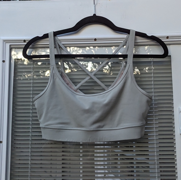 Vuori Tops - Vuori Mindset Sports Bra in Eucalyptus, size M